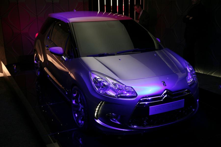  Citroen DS3 Inside Concept 2009 года  (фото 12 из 122)